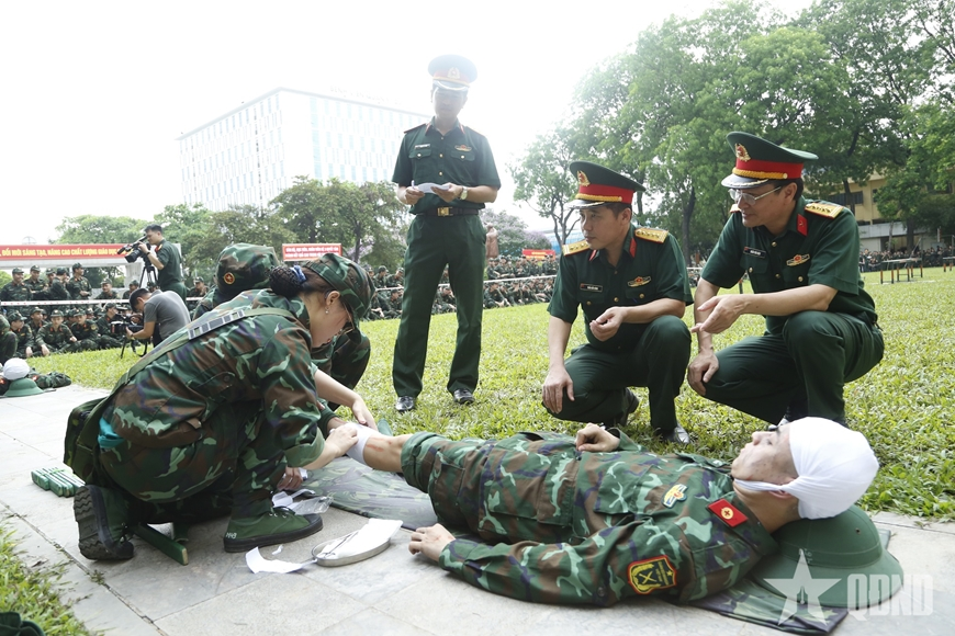 Tổng cục Hậu cần-Kỹ thuật lấy ý kiến hoàn thiện dự thảo quy định tiêu chuẩn, định mức vật chất quân y